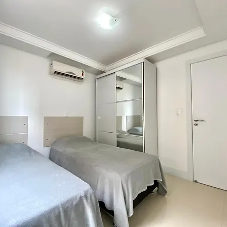 Apartamento 2 Quartos Na Praia De Bombas Bombinhas Exterior photo