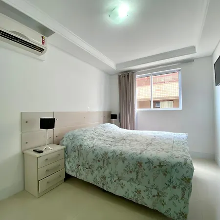 Apartamento 2 Quartos Na Praia De Bombas Bombinhas Exterior photo